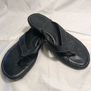 Born flip flop/sandal